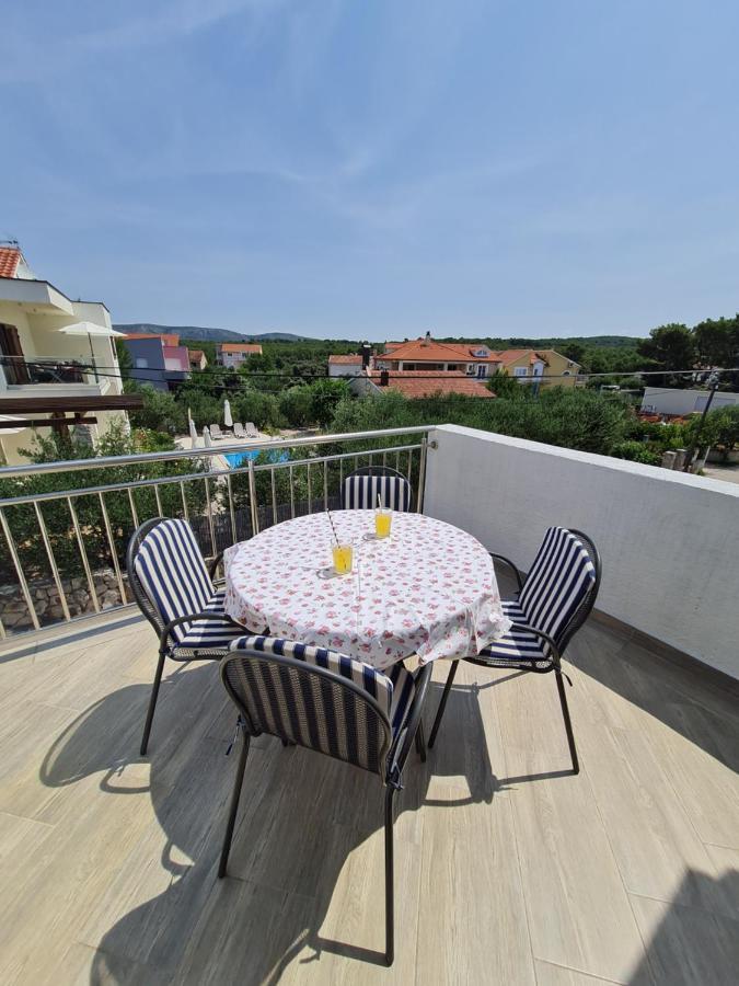 Apartmani Lana Brodarica  Bagian luar foto